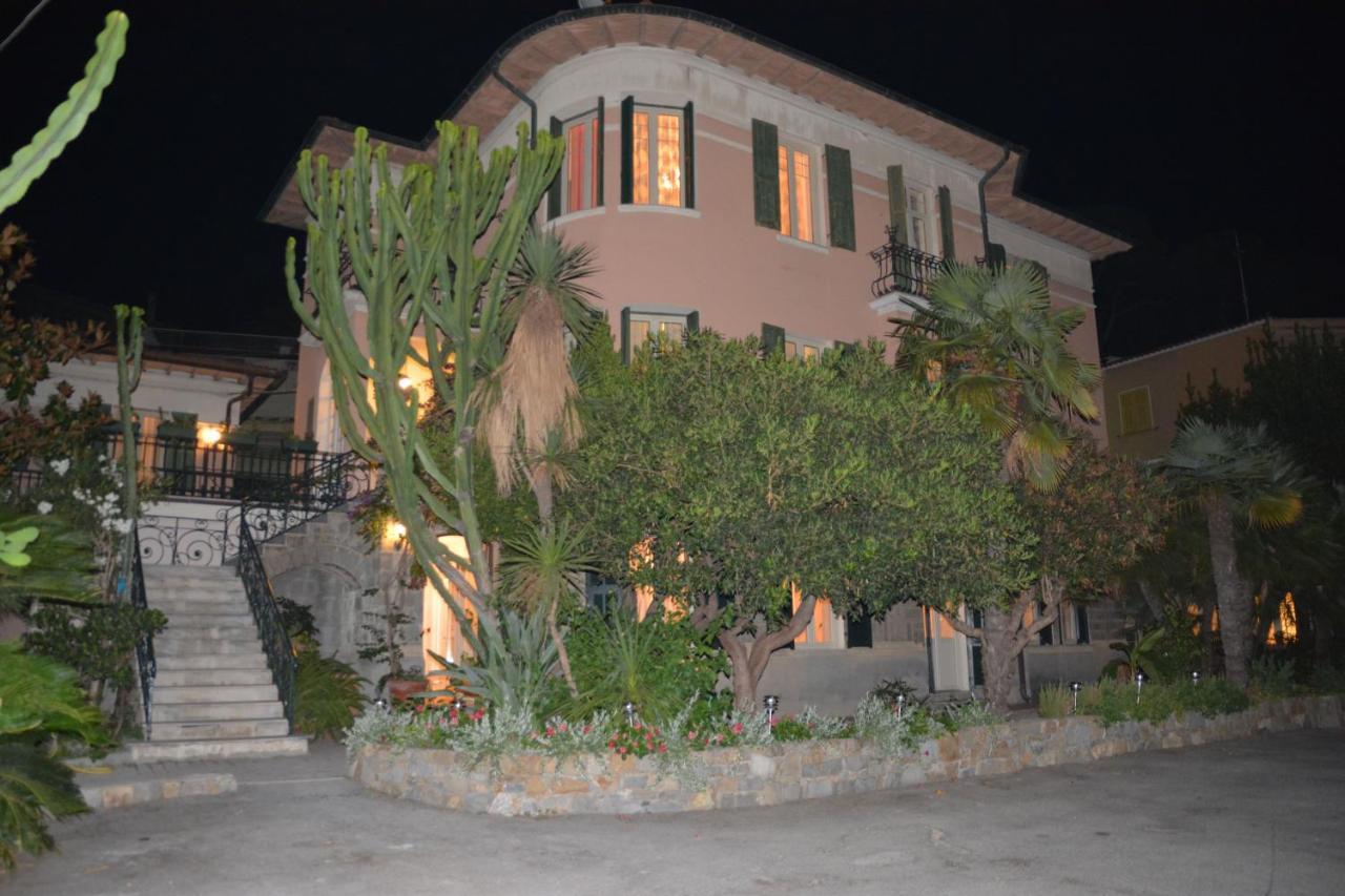 Hotel La Scogliera Bordighera Esterno foto