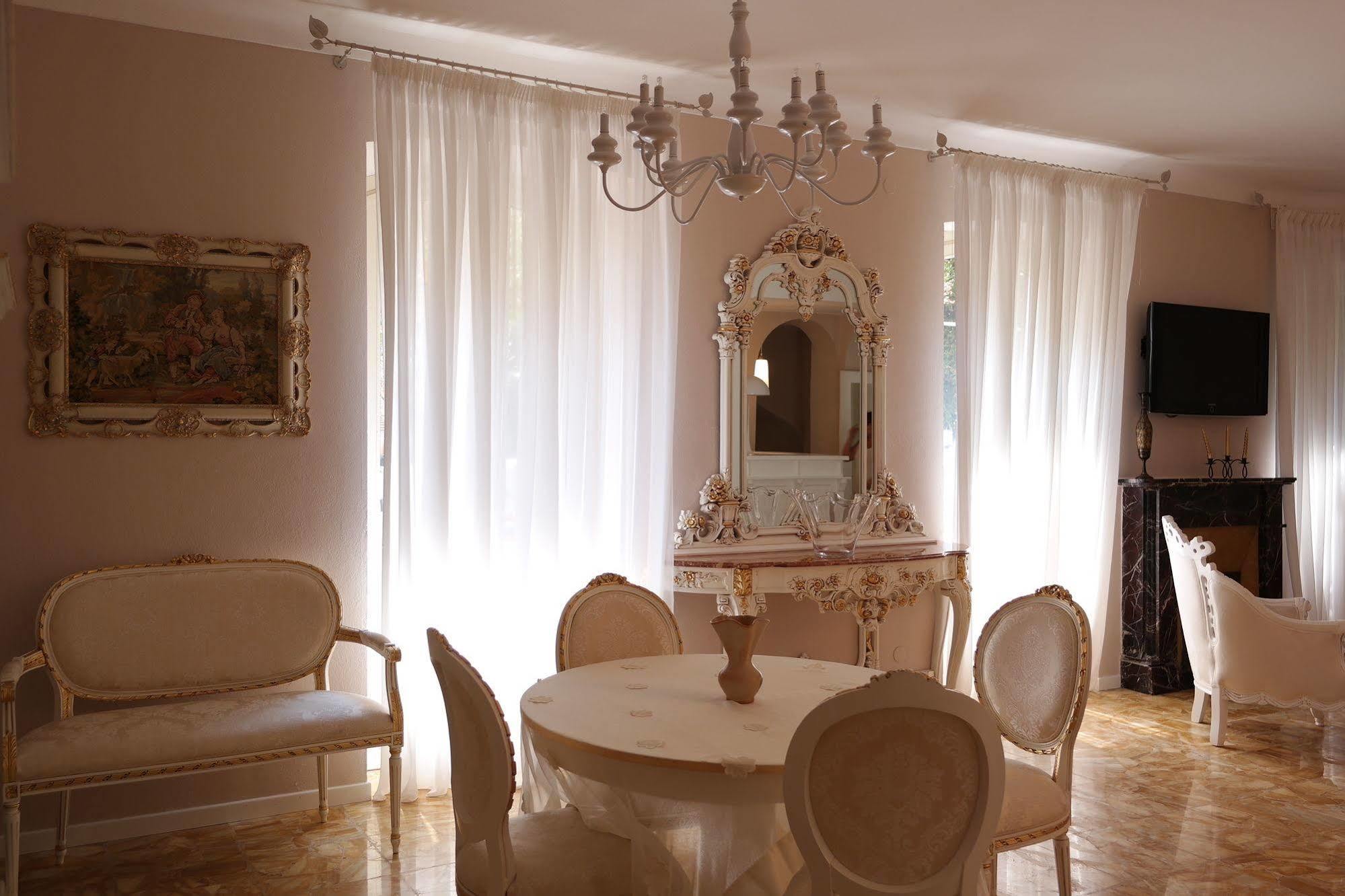 Hotel La Scogliera Bordighera Esterno foto