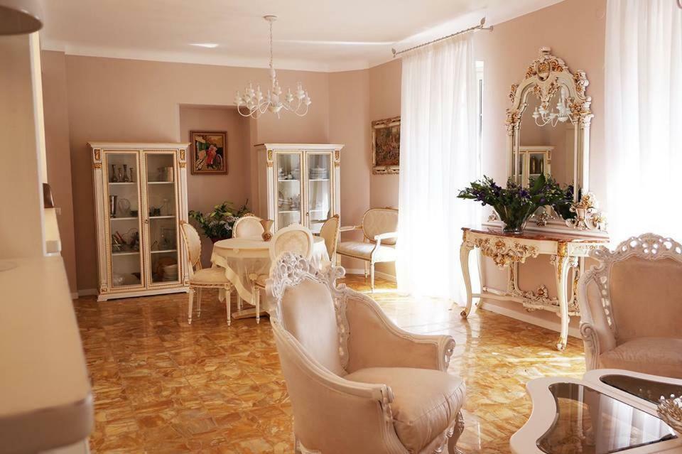 Hotel La Scogliera Bordighera Esterno foto