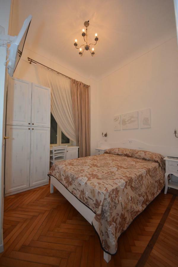 Hotel La Scogliera Bordighera Esterno foto